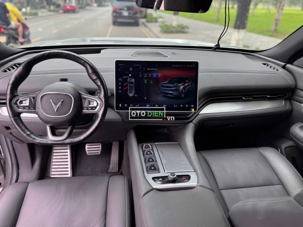 
													VinFast VF9 Plus 2023 cũ – 65000 km full														