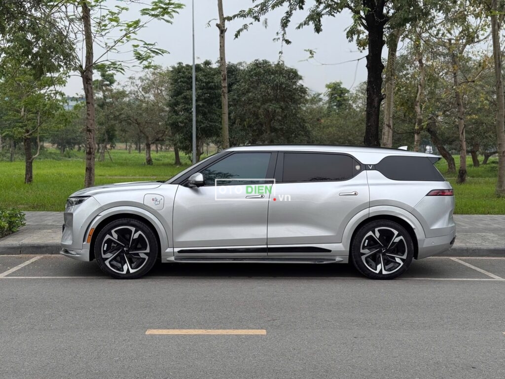 
													VinFast VF9 Plus 2023 cũ – 65000 km full														