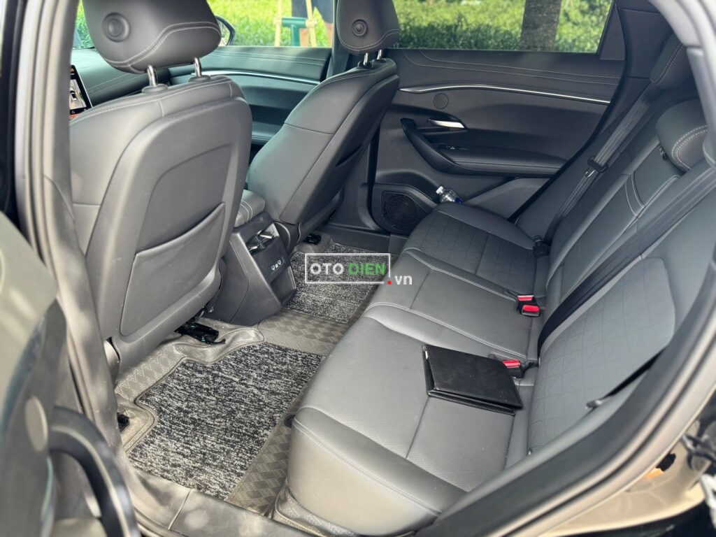 
													VinFast VF7 Plus 2024 cũ – 15000 km full														