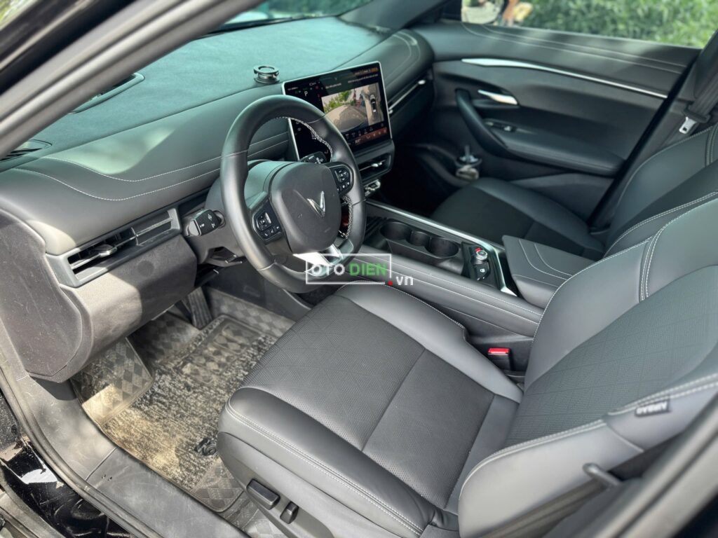 
													VinFast VF7 Plus 2024 cũ – 15000 km full														