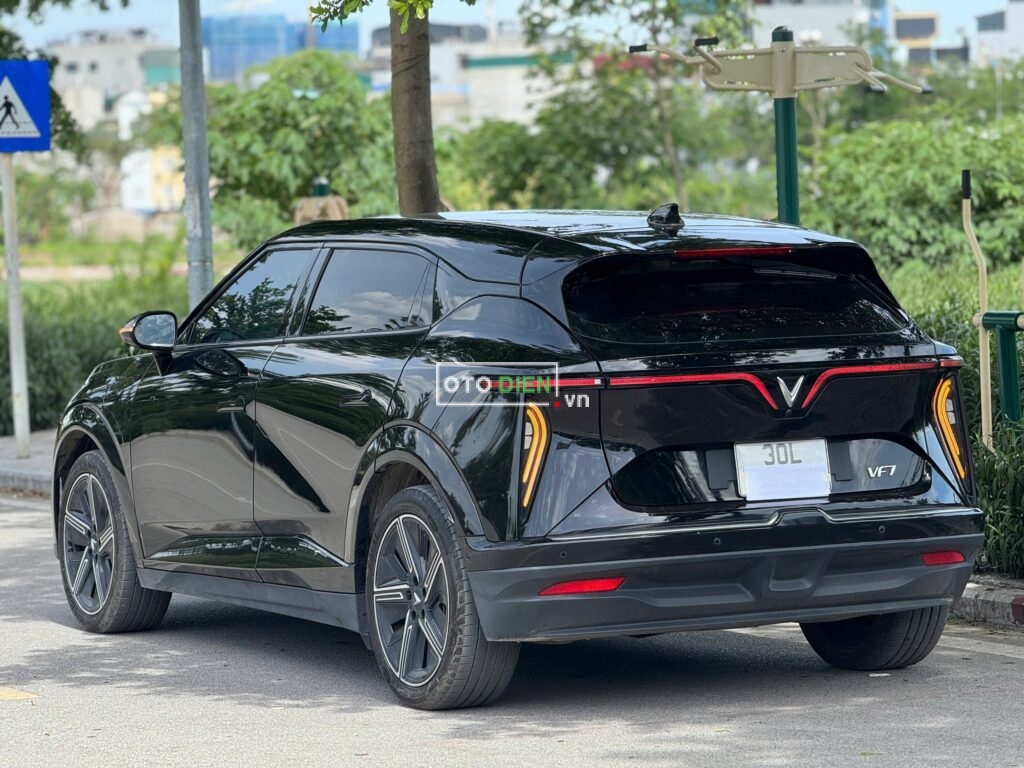 
													VinFast VF7 Plus 2024 cũ – 15000 km full														