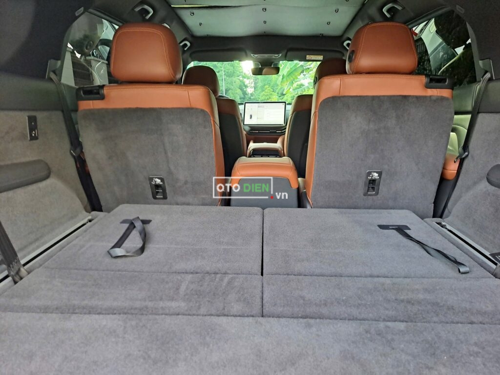 
													VinFast VF9 Plus 2023 lướt – 9000 km full														