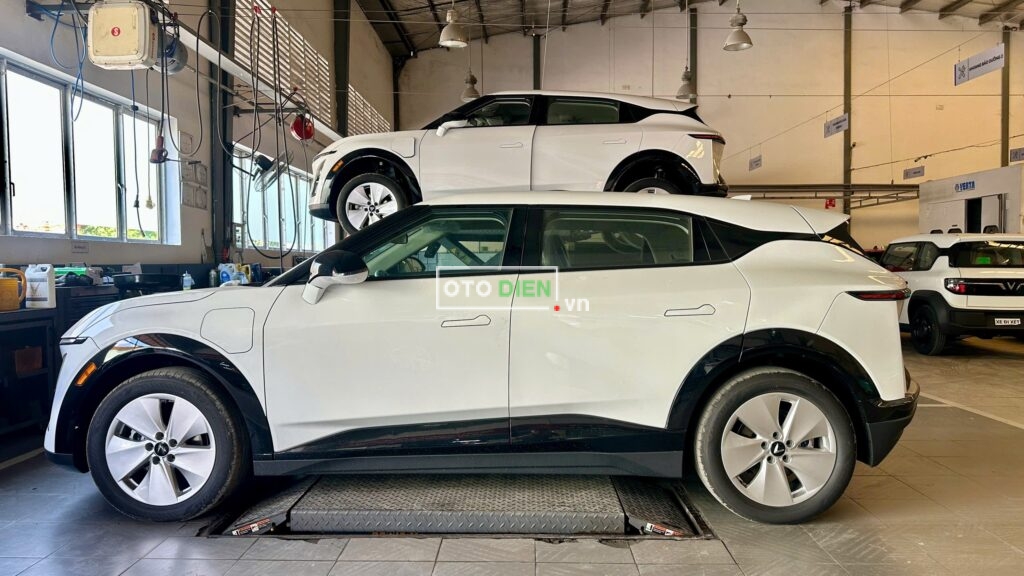 
													VinFast VF7 Eco 2025 mới full														
