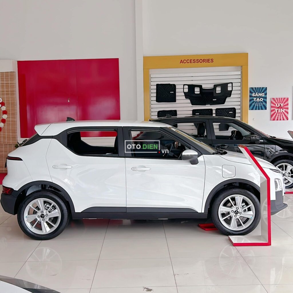 
													VinFast VF5 Plus 2025 mới full														