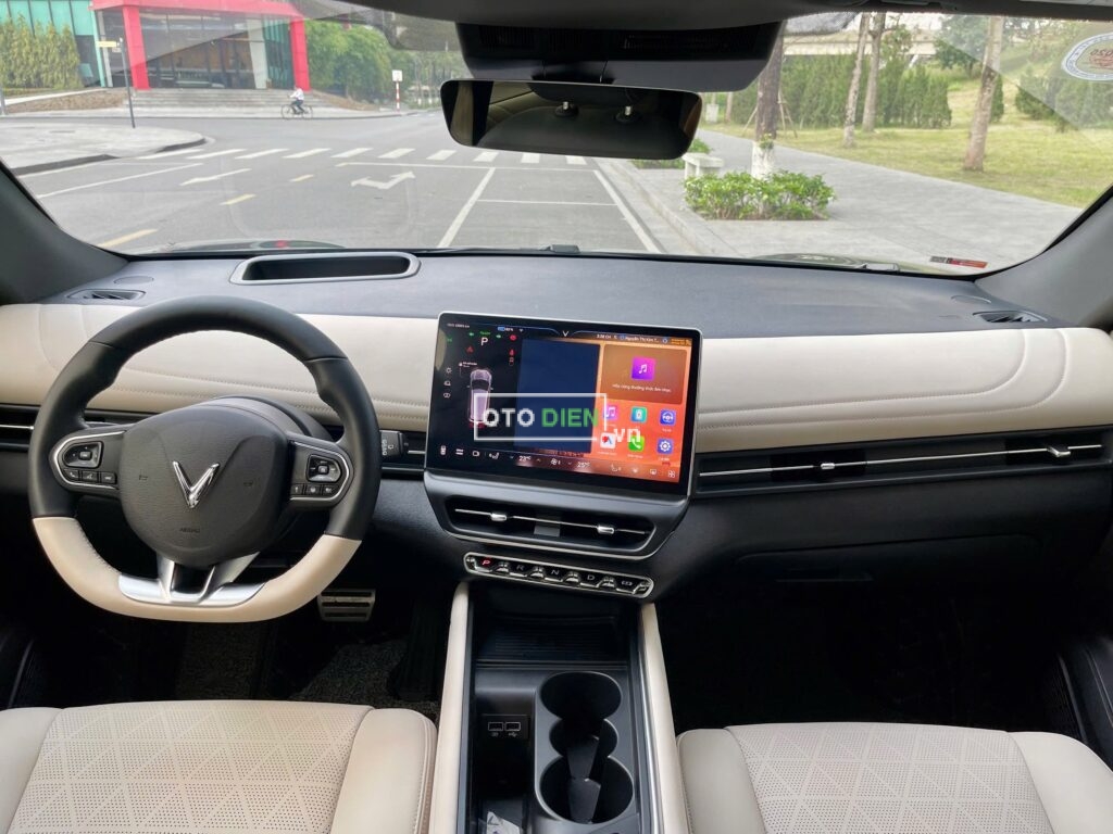 
													VinFast VF7 Plus 2024 lướt – 9000 km full														