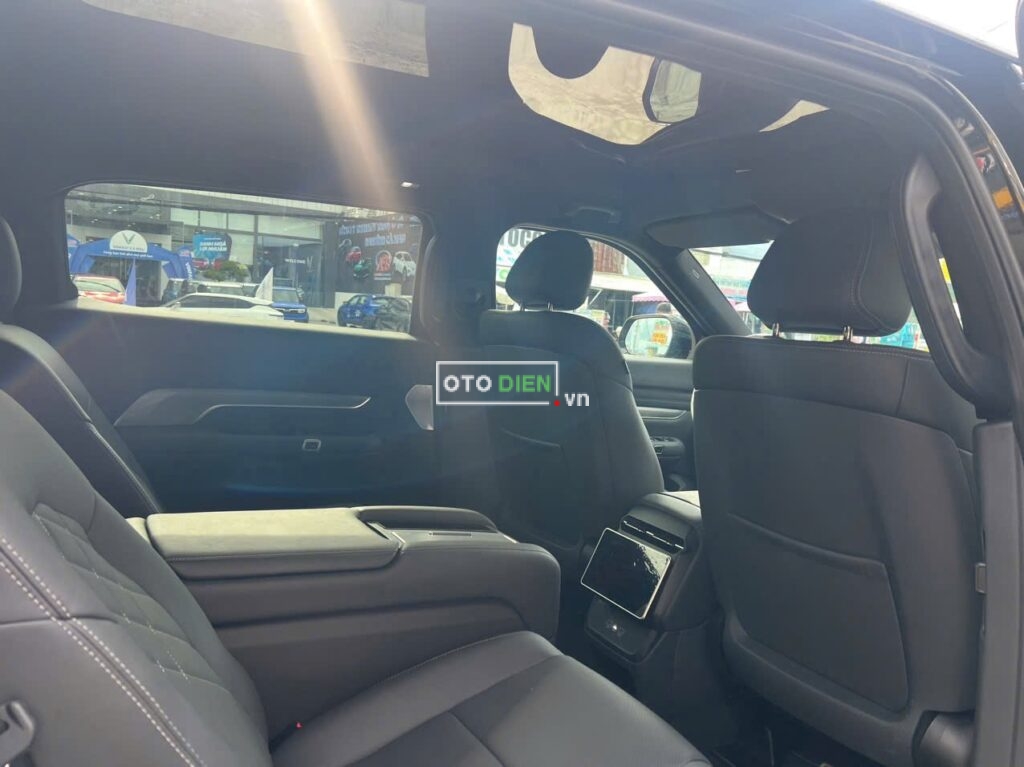 
													VinFast VF9 Plus 2024 lướt – 7000 km full														