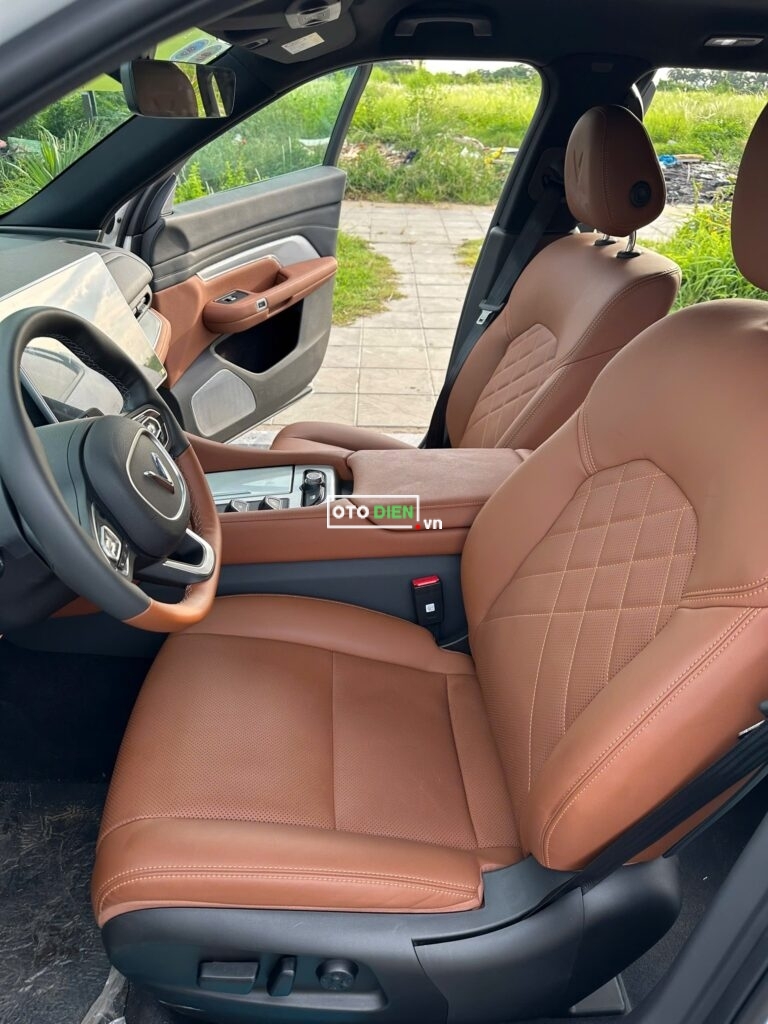 
													VinFast VF9 Plus 2024 lướt – 5000 km full														