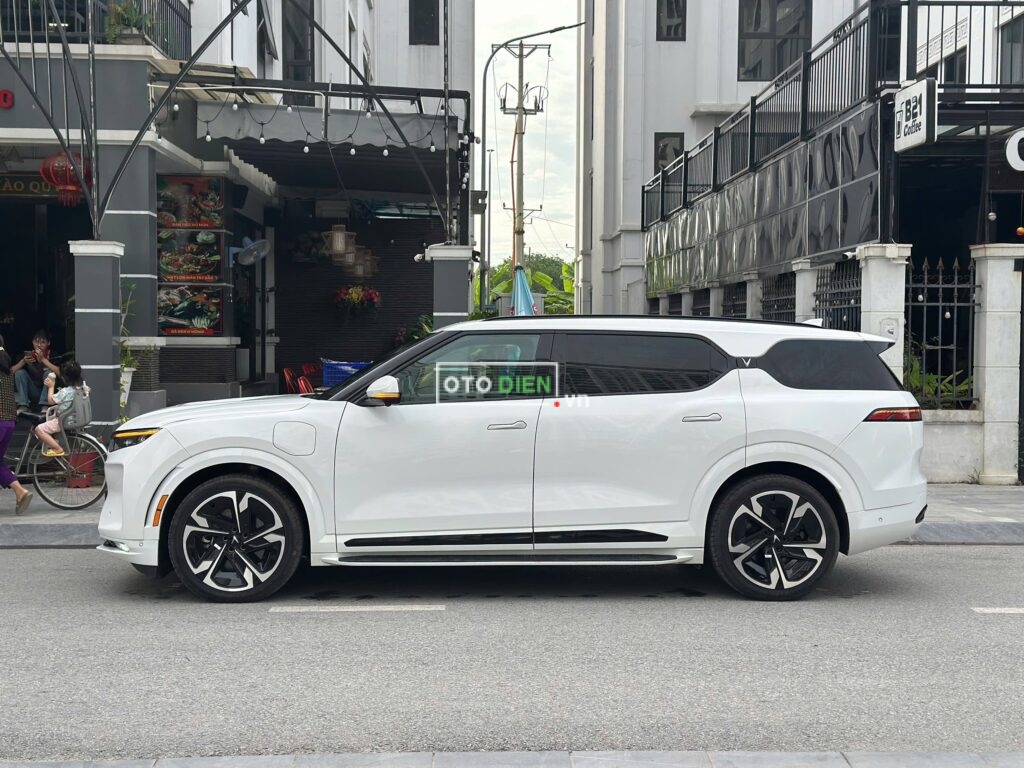
													VinFast VF9 Plus 2024 lướt – 5000 km full														