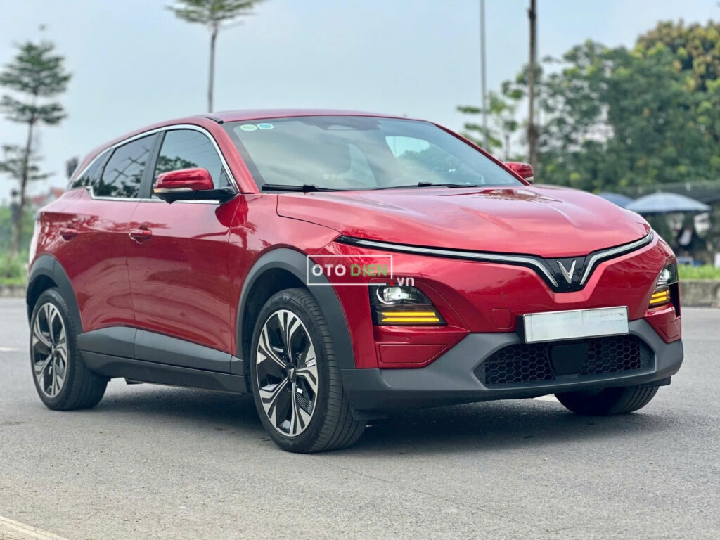 
													VinFast VF6 Plus 2023 mua pin cũ – 30000 km full														