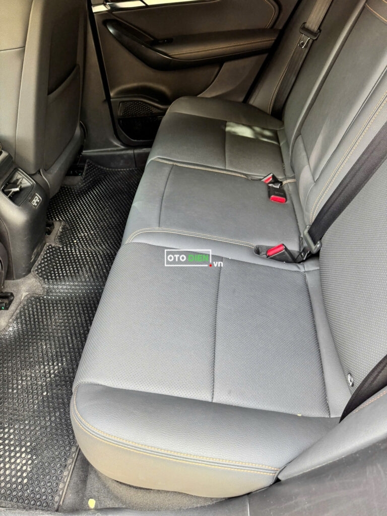 
													VinFast VF6 Plus 2023 mua pin cũ – 30000 km full														