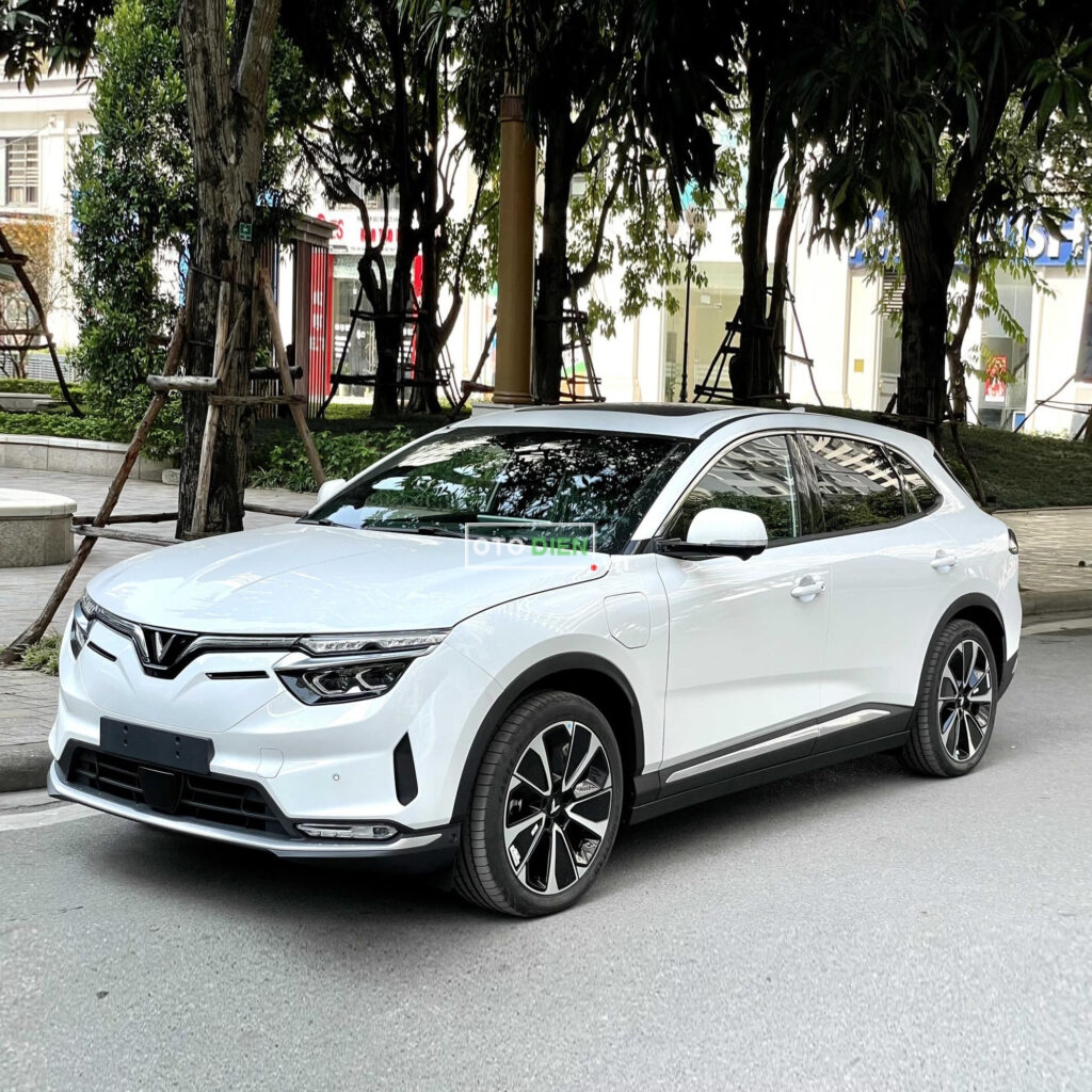 
													VinFast VF8 bản Plus 2025 mới full														