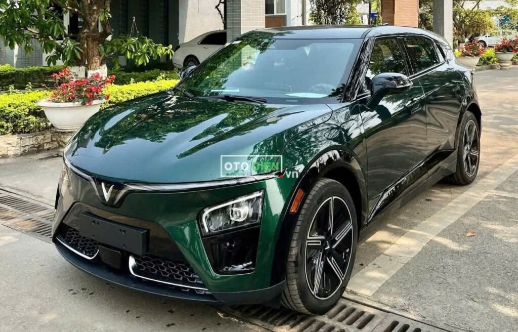
													VinFast VF7 Plus 2025 mới full														