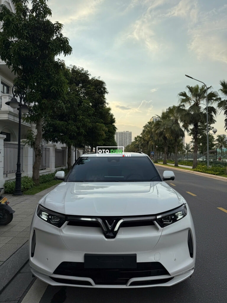 
												VinFast VF9 Plus 2023 cũ – 14000 km full												
