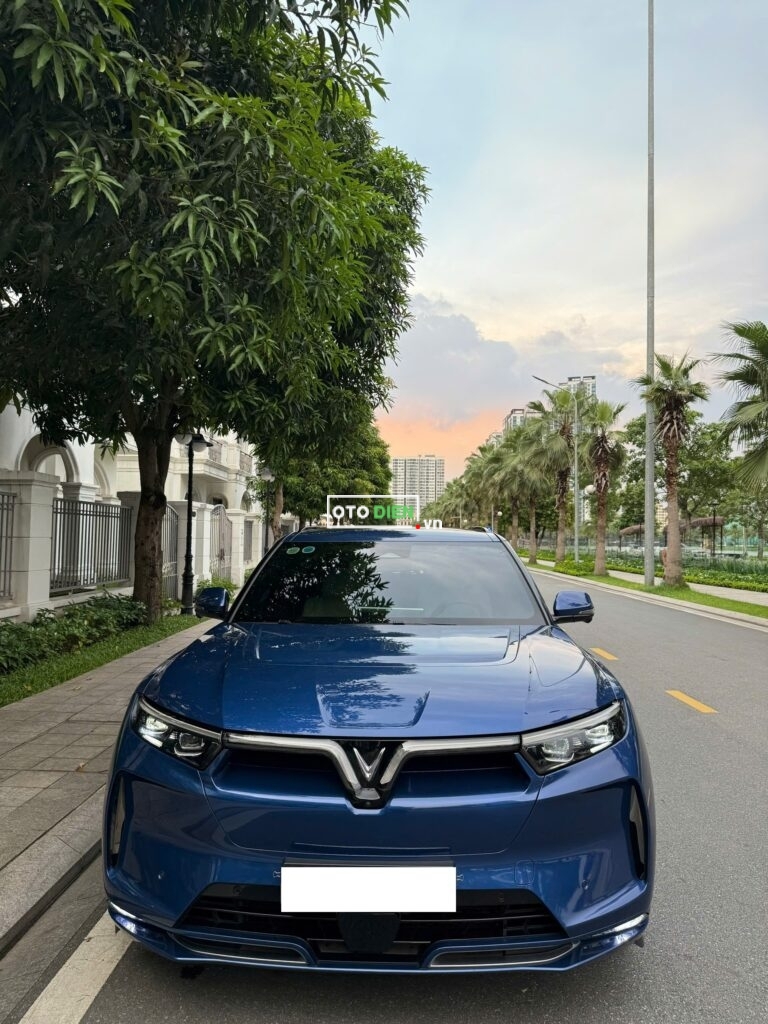 
												VinFast VF9 Plus 2023 mua pin SDI cũ – 17000 km full												