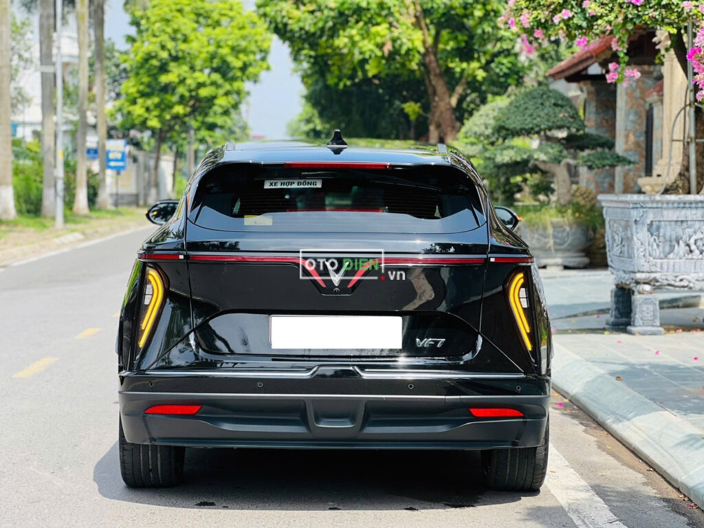 
													VinFast VF7 Plus 2024 mua pin cũ – 17000 km full														