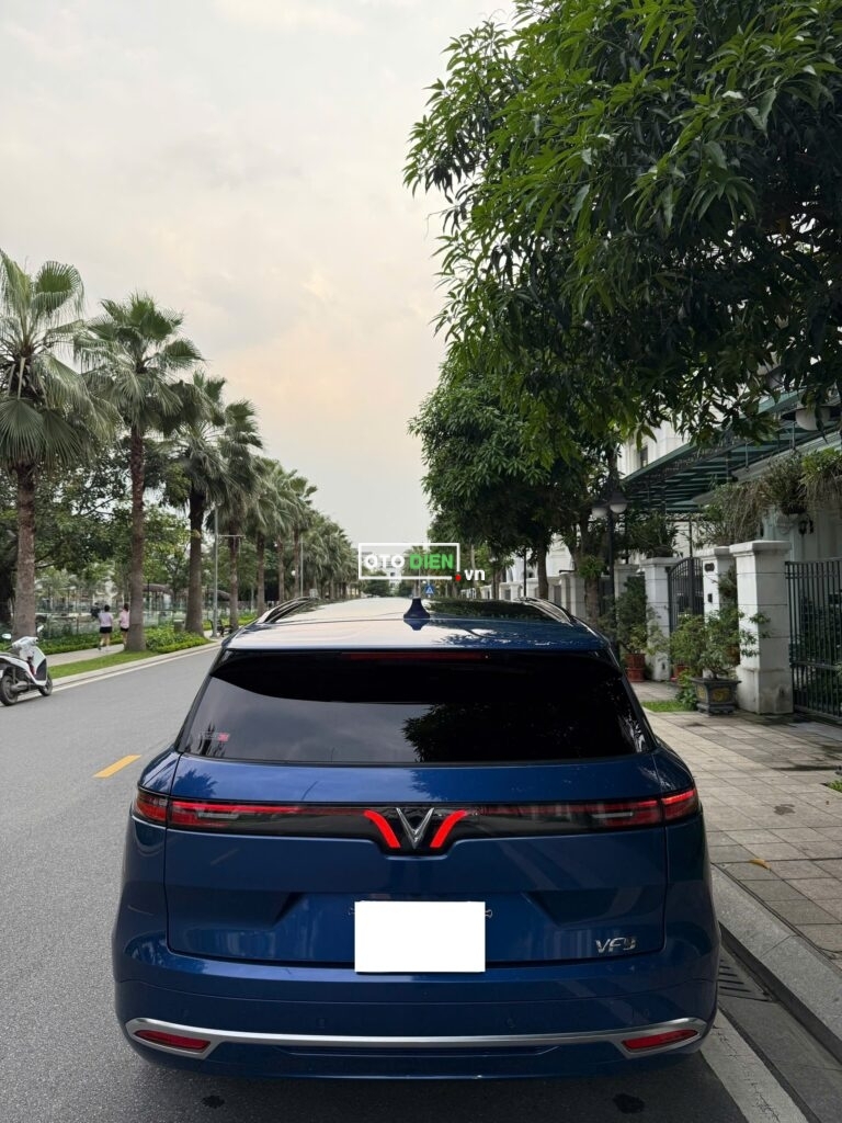 
													VinFast VF9 Plus 2023 mua pin SDI cũ – 17000 km full														