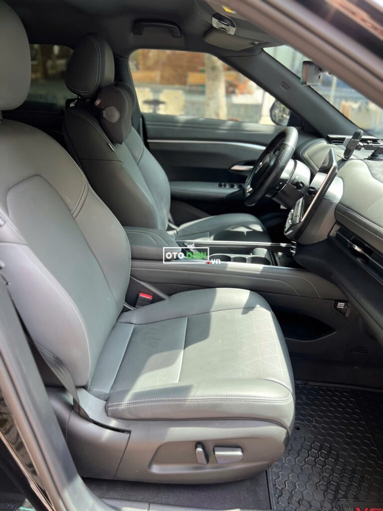 
													VinFast VF7 Plus 2024 mua pin cũ – 17000 km full														