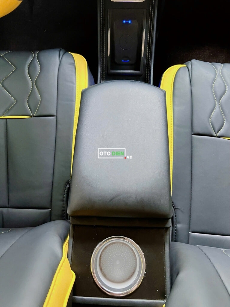 
													VinFast VF3 2024 thuê pin cũ – 10000 km full														