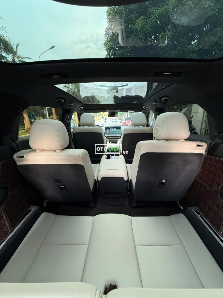 
													VinFast VF9 Plus 2023 cũ – 14000 km full														