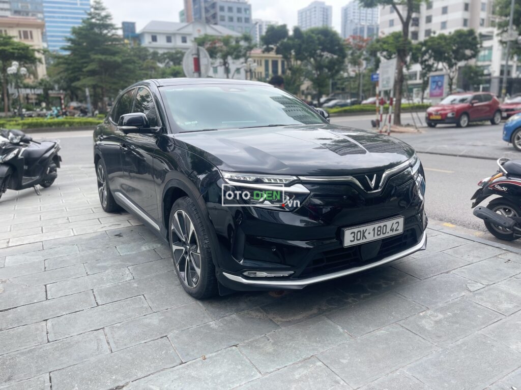 
												VF8 Plus 2023 mua pin CATL odo – 38000 km full												