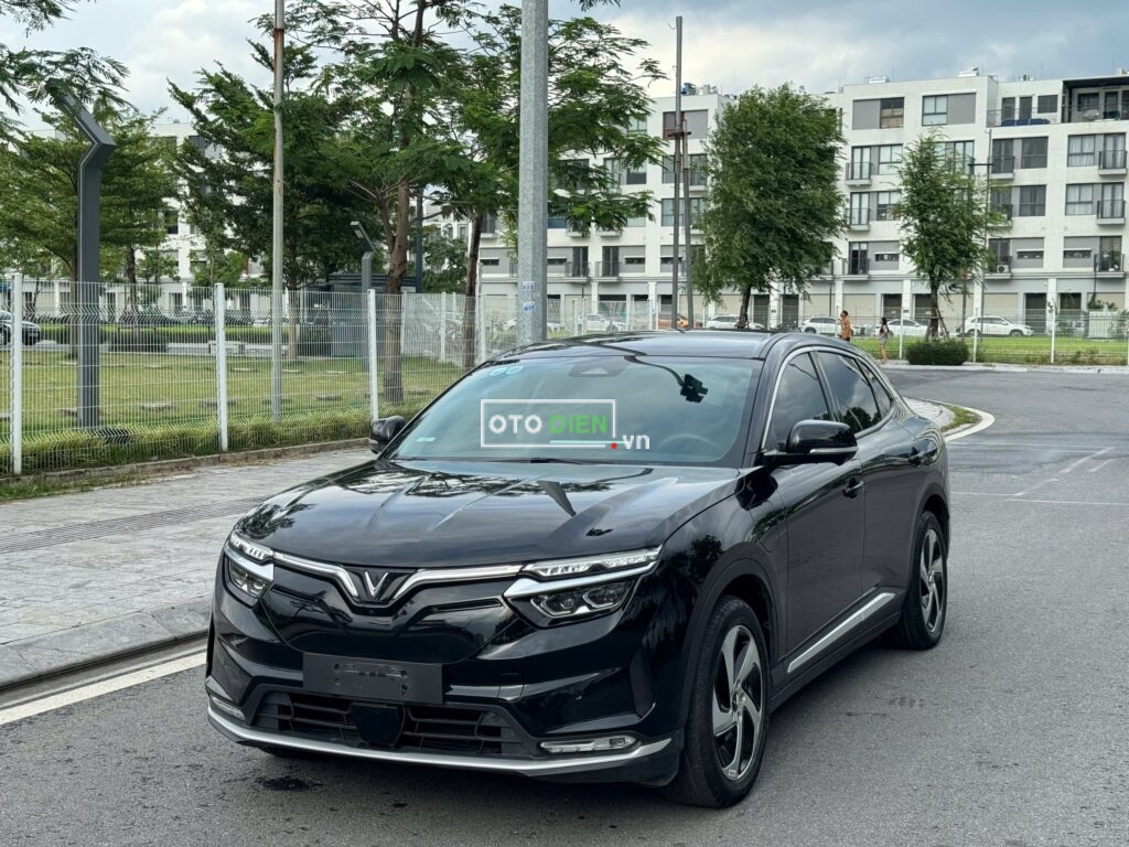 
													VinFast VF8 Eco 2023 cũ – 26000 km full														
