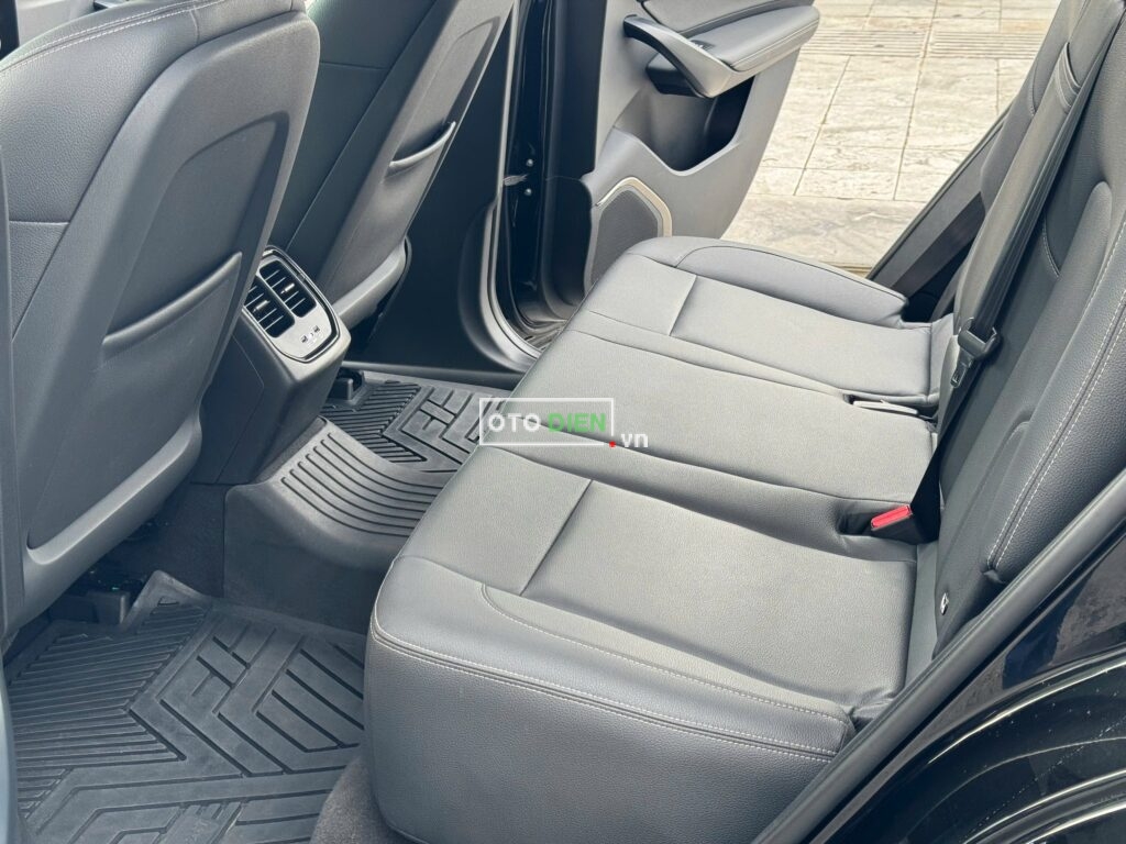 
													VinFast VF8 Eco 2023 cũ – 26000 km full														