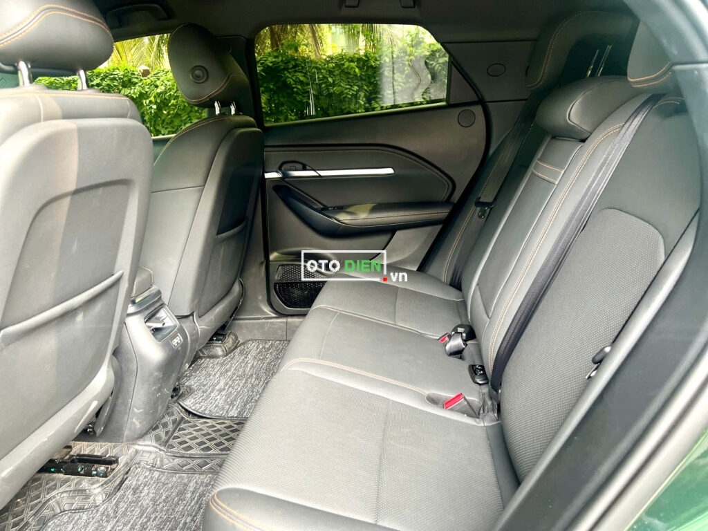 
													VinFast VF6 Plus 2024 mua pin cũ – 30000 km full														