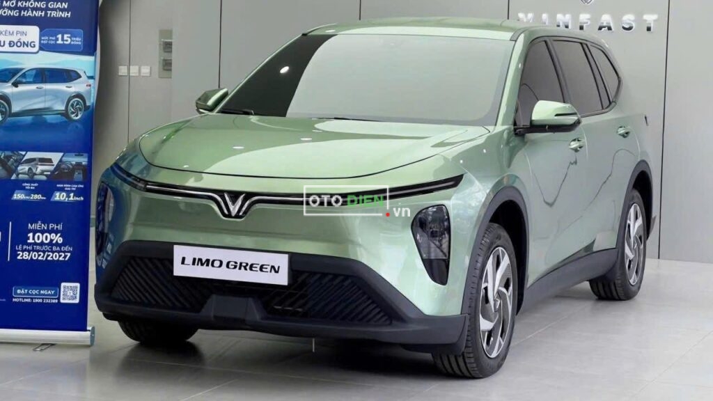 
													LIMO GREEN 2025 GIAO XE THÁNG 8 (Đủ Màu) full														
