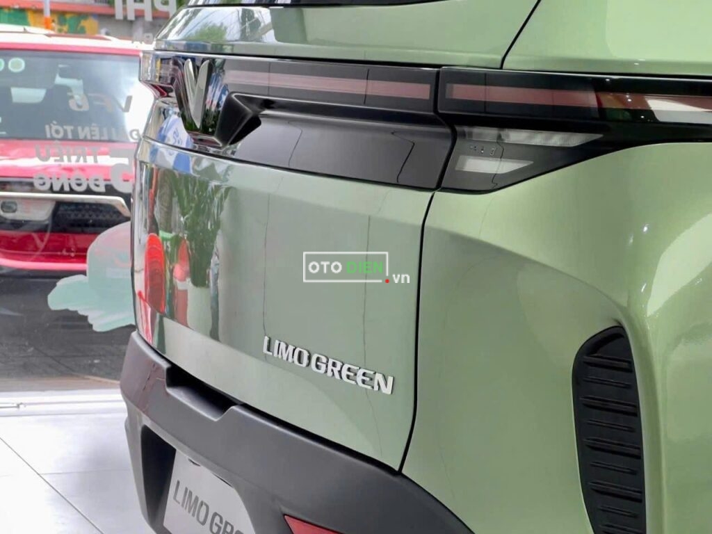 
													LIMO GREEN 2025 GIAO XE THÁNG 8 (Đủ Màu) full														
