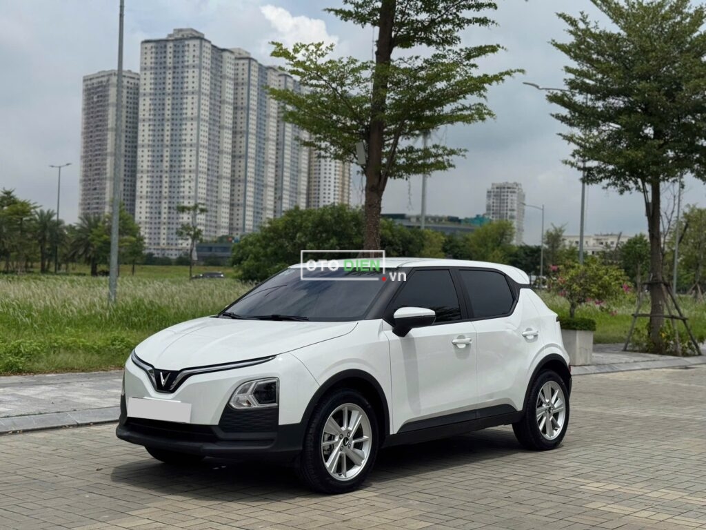 
													VinFast VF5 Plus mua pin 2024 lướt – 1500 km full														