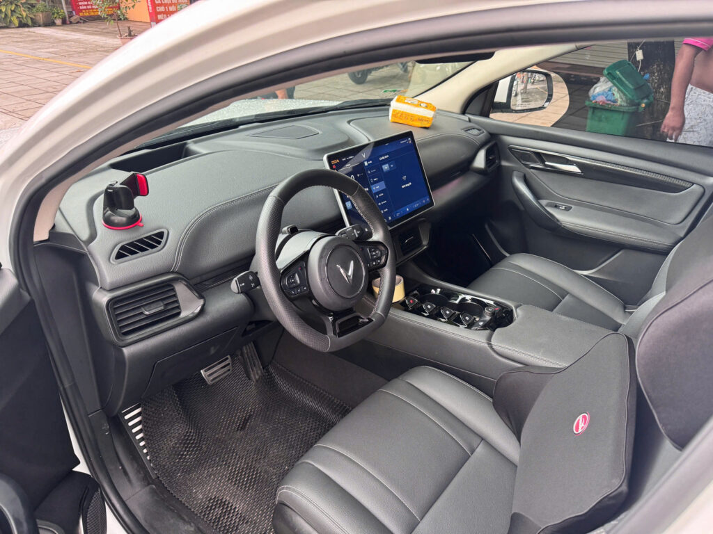 
												VinFast VF8 Eco 2024 cũ – 27000 km full												