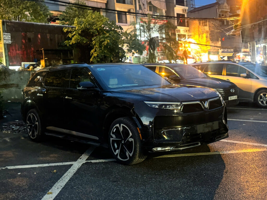 
													VinFast VF9 Plus 2017 lướt – 8000 km full														