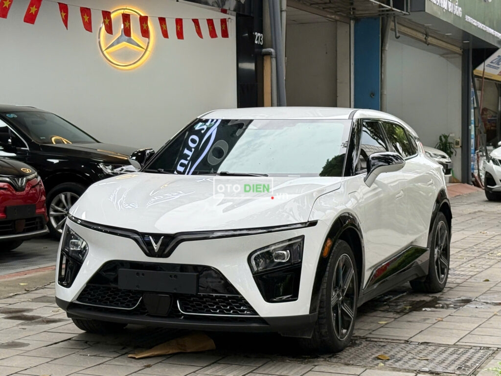 
													VinFast VF7 Plus 2025 lướt – 4000 km full														