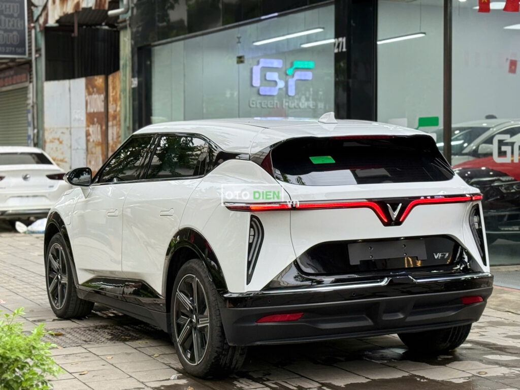 
													VinFast VF7 Plus 2025 lướt – 4000 km full														