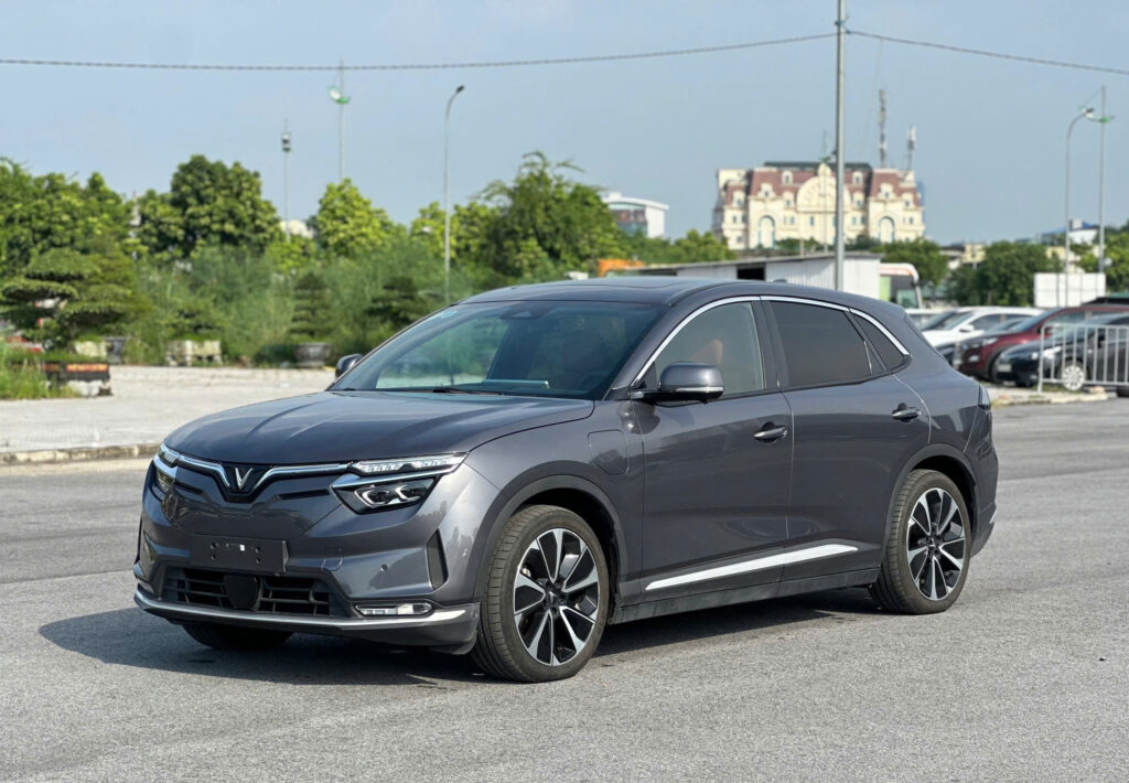 
													VinFast VF8 Plus 2024 lướt – 9300 km full														