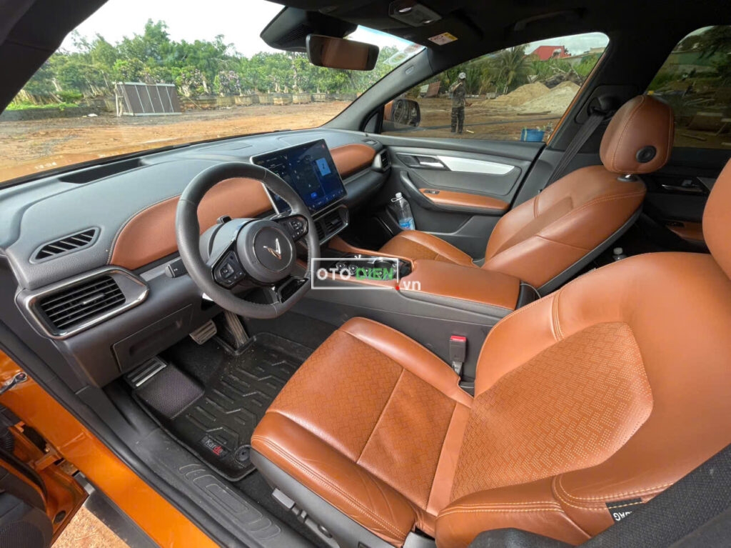 
												VinFast VF8 Plus 2022 xe GĐ – đẹp zin từ mày sơn full												