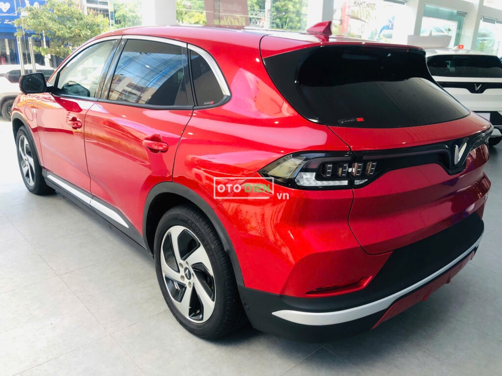 
													VinFast VF8 Eco 2023 cũ – 42000 km full														