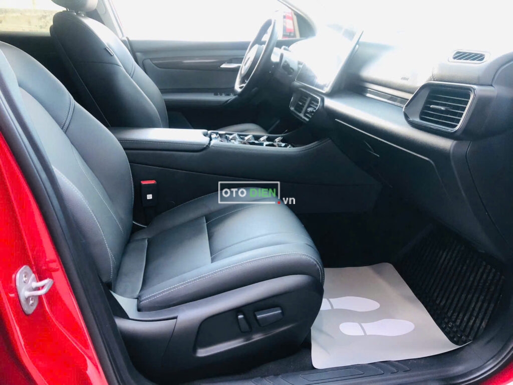 
													VinFast VF8 Eco 2023 cũ – 42000 km full														