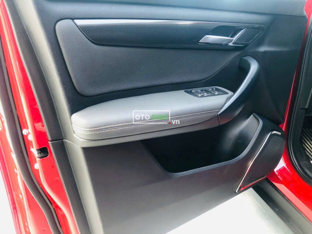 
													VinFast VF8 Eco 2023 cũ – 42000 km full														