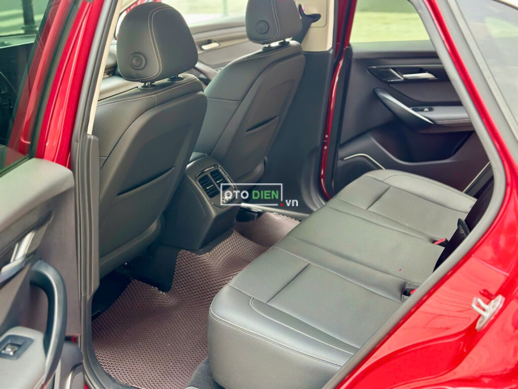 
													VinFast VF8 Eco 2017 lướt – 2000 km full														